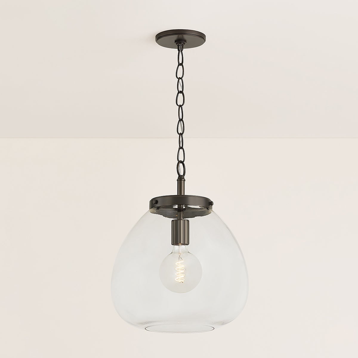 Della Pendant