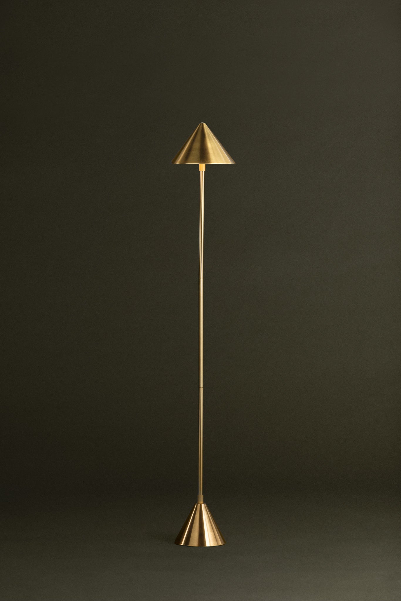 SALMA Rechargeable Floor Lamp