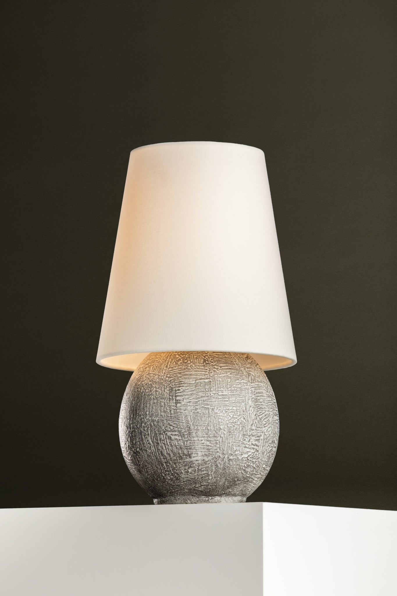 ULSTERVILLE Rechargeable Table Lamp