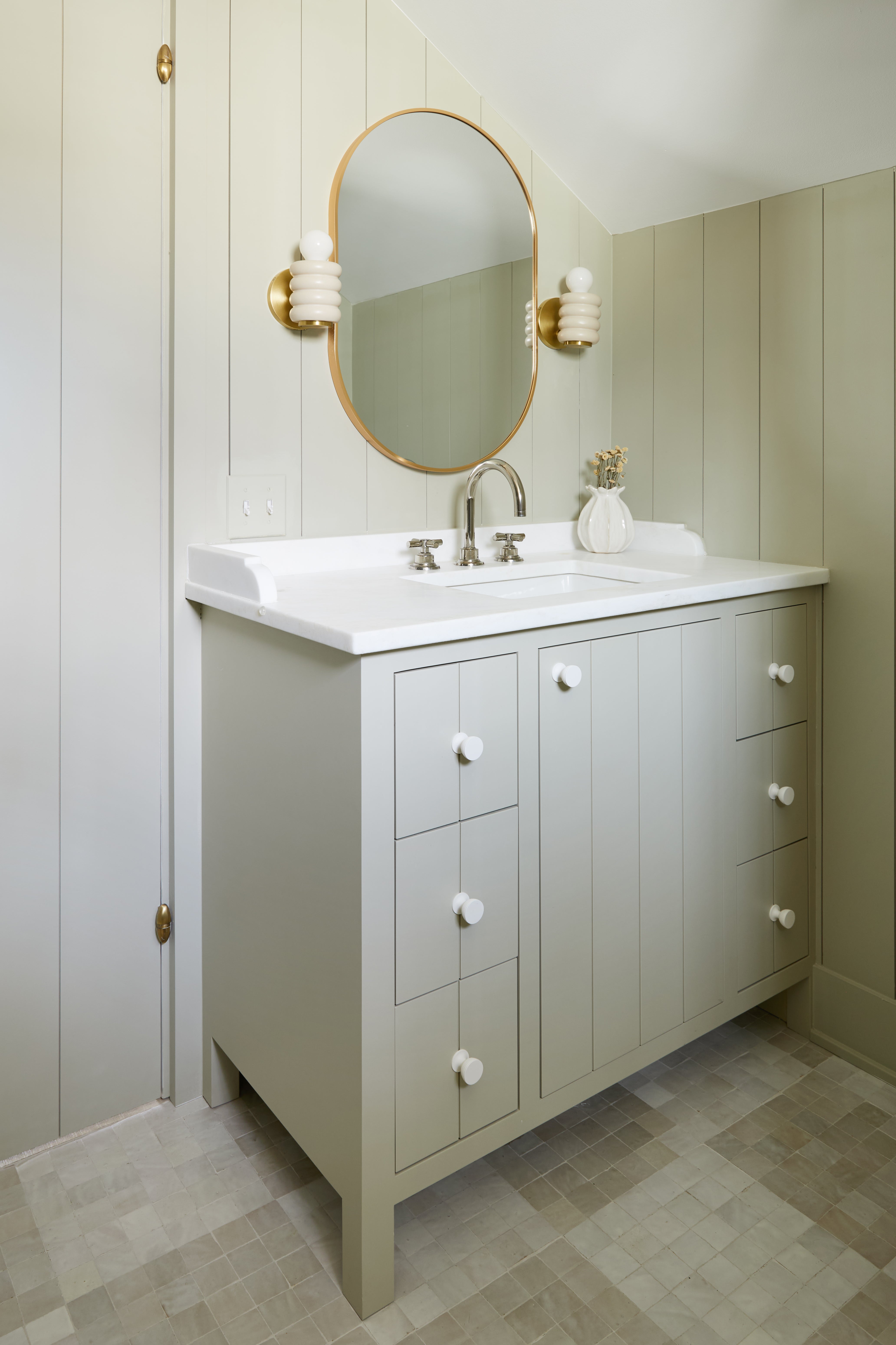 Bibi 1 Wall Sconce | AGED BRASS & CERAMIC ANTIQUE IVORY
