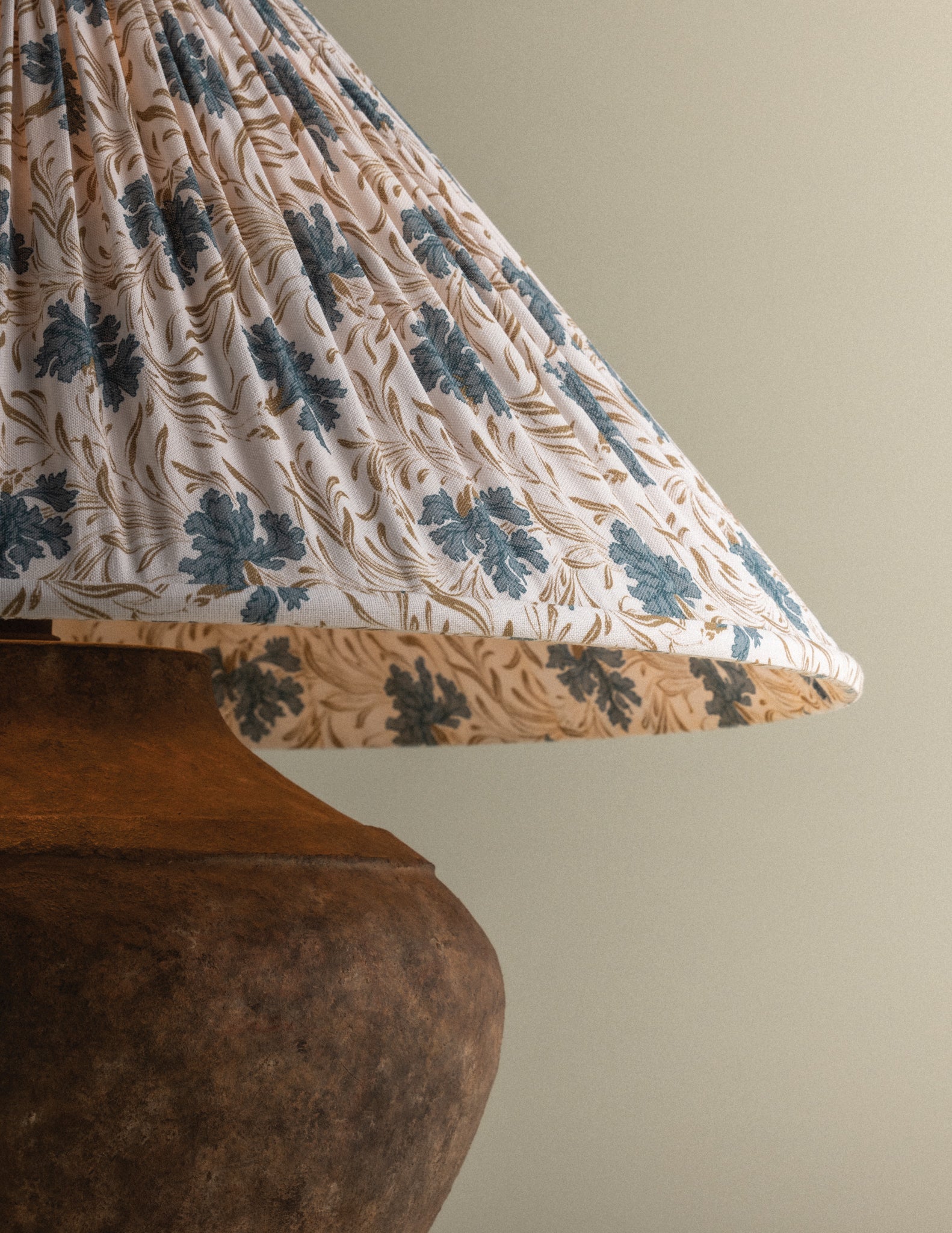 Calabria Table Lamp With Bloom Slate Shade