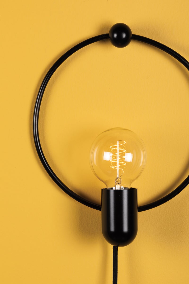 Darcy Plug-In Sconce