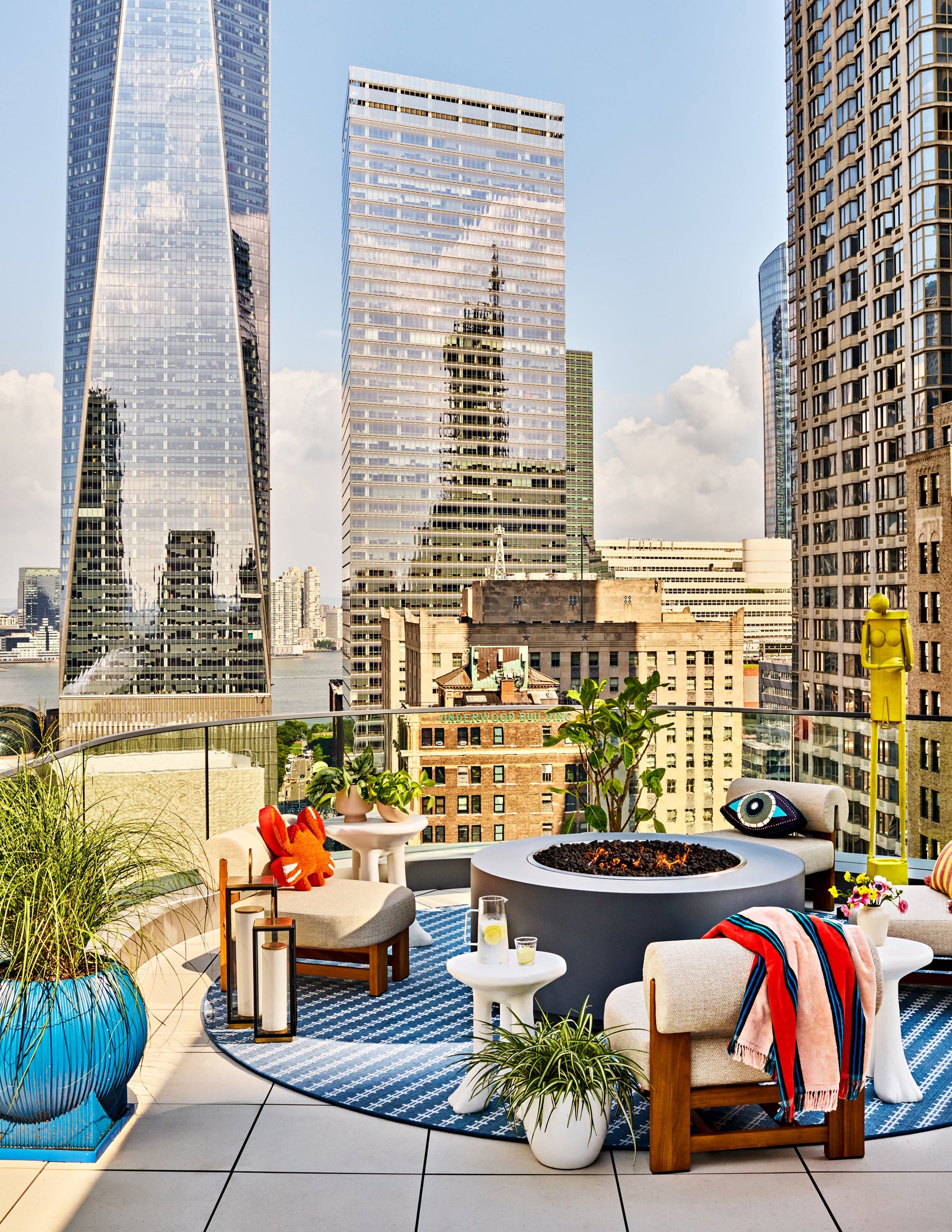 Gareth Exterior Rechargeable Table Lamp