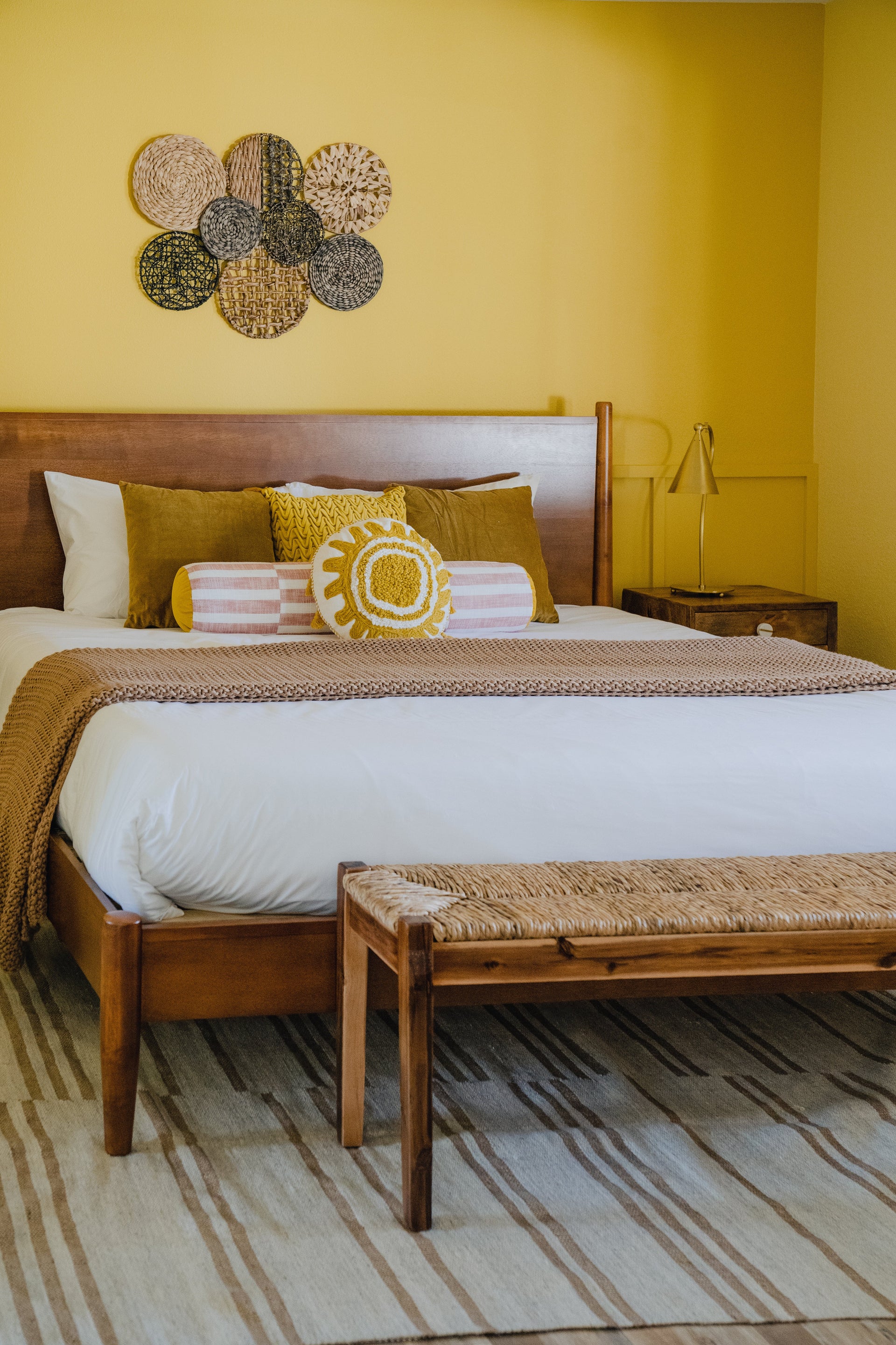 Lupe Table Lamp