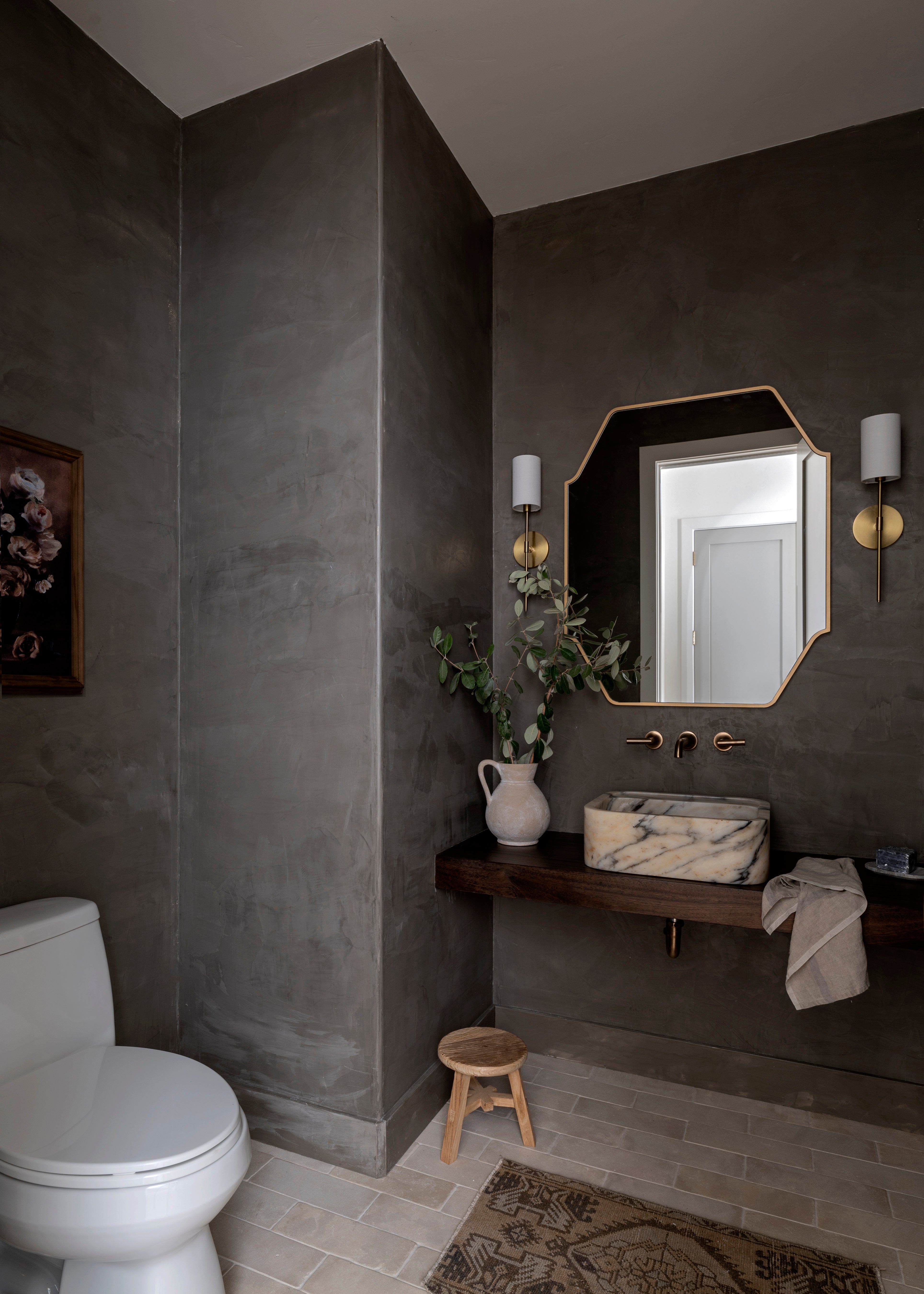 Olivia 1 Wall Sconce | AGED BRASS